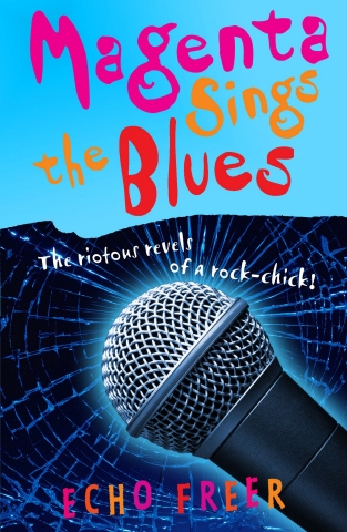 Magenta Orange: Magenta Sings The Blues