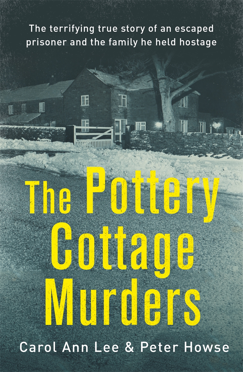 The Pottery Cottage Murders by Carol Ann Lee Hachette UK